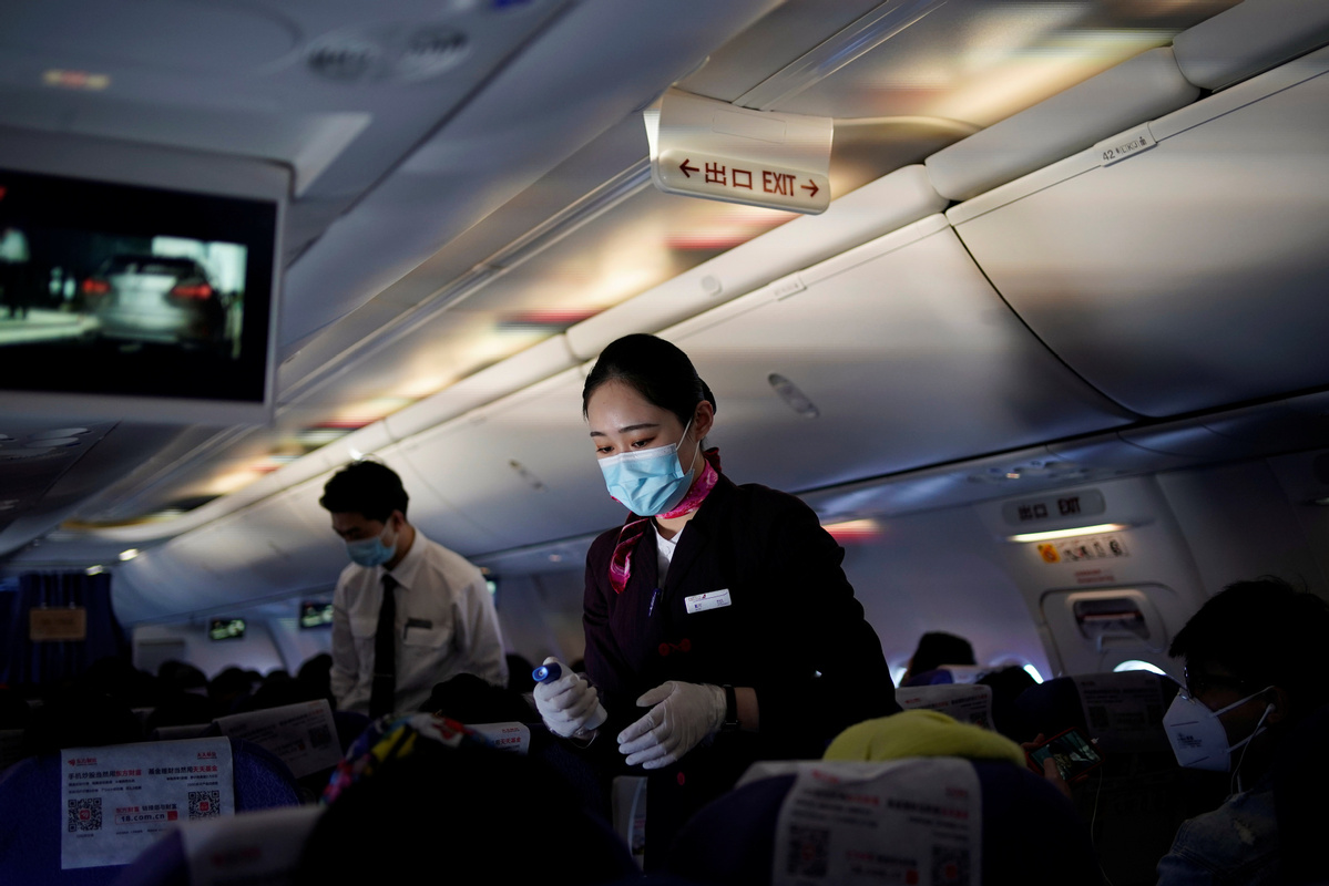 China ordena a aerolíneas reducir vuelos y prohíbe tránsitos - Cancelación Vuelos a China por virus de Wuhan y Devoluciones