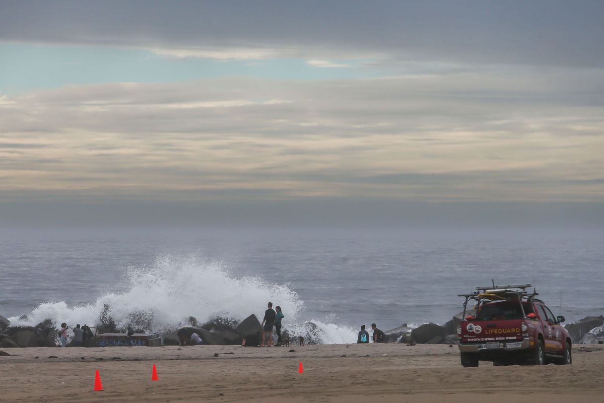 Tsunami reaches Japan; Tonga volcanic eruption felt around