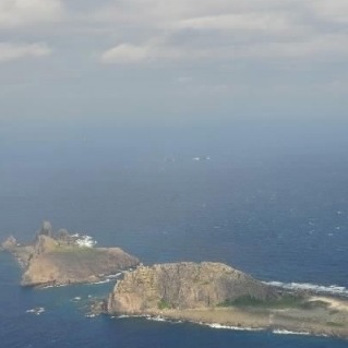 China Coast Guard Expels Japanese Boats Near Diaoyu Islands